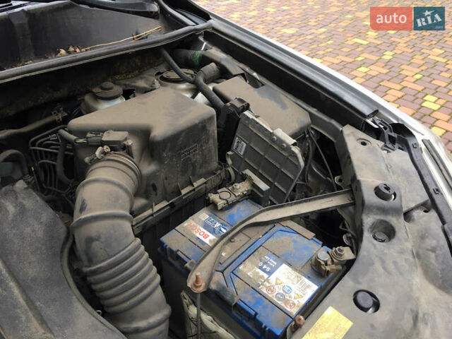 Сірий Тойота РАВ 4, об'ємом двигуна 2 л та пробігом 101 тис. км за 8500 $, фото 30 на Automoto.ua