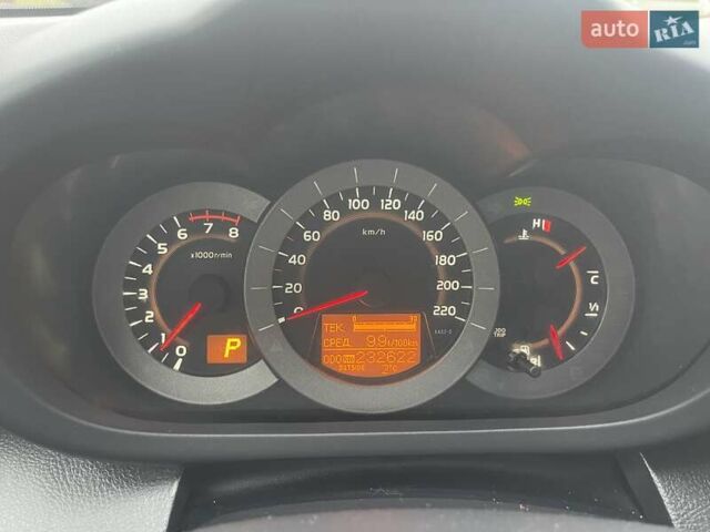 Сірий Тойота РАВ 4, об'ємом двигуна 2 л та пробігом 232 тис. км за 12900 $, фото 20 на Automoto.ua