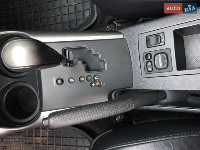Сірий Тойота РАВ 4, об'ємом двигуна 2 л та пробігом 101 тис. км за 8500 $, фото 8 на Automoto.ua