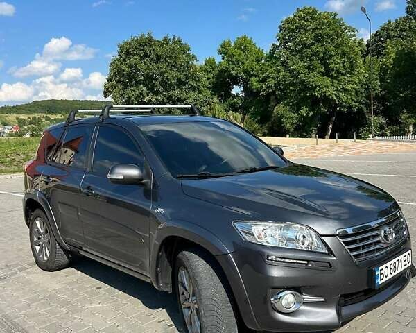 Серый Тойота РАВ 4, объемом двигателя 2.23 л и пробегом 215 тыс. км за 13799 $, фото 42 на Automoto.ua