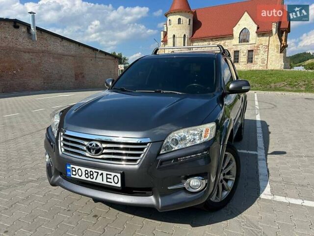 Серый Тойота РАВ 4, объемом двигателя 2.23 л и пробегом 215 тыс. км за 13799 $, фото 40 на Automoto.ua