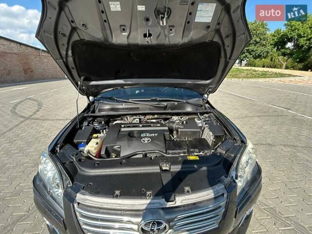 Серый Тойота РАВ 4, объемом двигателя 2.23 л и пробегом 215 тыс. км за 13799 $, фото 44 на Automoto.ua