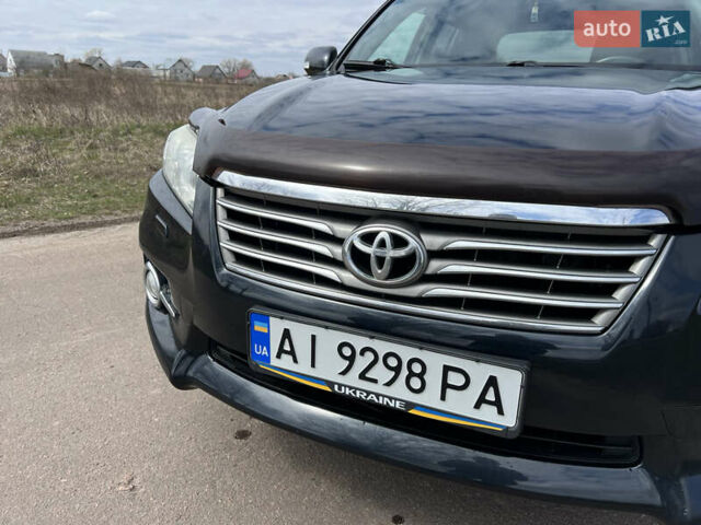 Серый Тойота РАВ 4, объемом двигателя 1.99 л и пробегом 185 тыс. км за 11800 $, фото 11 на Automoto.ua