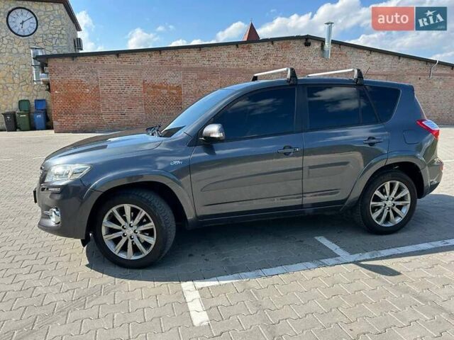 Серый Тойота РАВ 4, объемом двигателя 2.23 л и пробегом 215 тыс. км за 13799 $, фото 5 на Automoto.ua