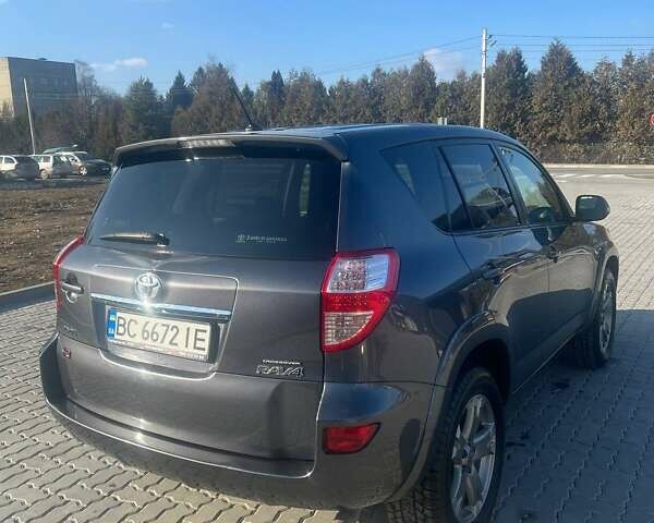 Серый Тойота РАВ 4, объемом двигателя 2.2 л и пробегом 308 тыс. км за 12499 $, фото 10 на Automoto.ua