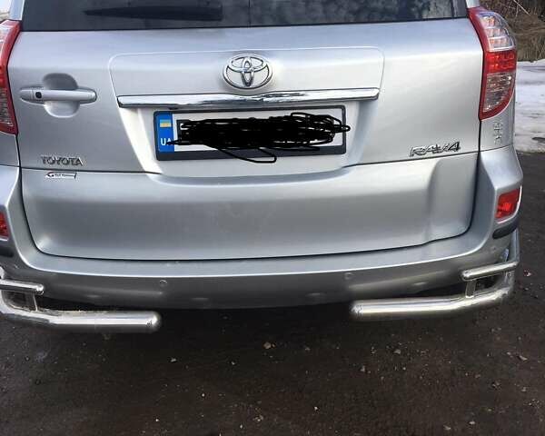 Серый Тойота РАВ 4, объемом двигателя 2 л и пробегом 125 тыс. км за 15000 $, фото 6 на Automoto.ua