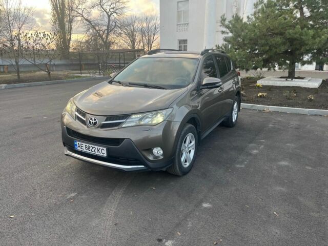 Серый Тойота РАВ 4, объемом двигателя 2.5 л и пробегом 180 тыс. км за 17700 $, фото 3 на Automoto.ua