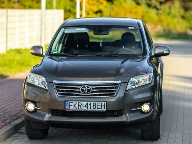 Сірий Тойота РАВ 4, об'ємом двигуна 2.2 л та пробігом 187 тис. км за 7200 $, фото 2 на Automoto.ua