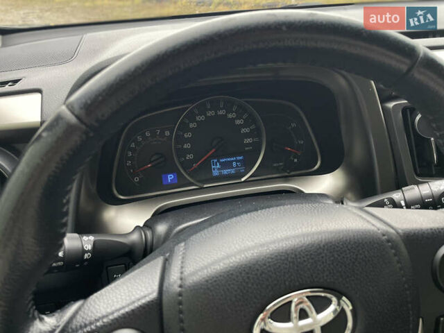 Тойота РАВ 4 2012 в Львове на Automoto.ua Серый Тойота РАВ 4, объемом двигателя 2.49 л и пробегом 180 тыс. км за 16500 $, фото 20 на Automoto.ua