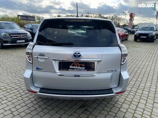 Серый Тойота РАВ 4, объемом двигателя 1.5 л и пробегом 142 тыс. км за 11500 $, фото 5 на Automoto.ua