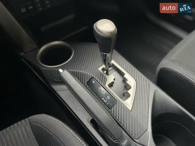 Сірий Тойота РАВ 4, об'ємом двигуна 2.49 л та пробігом 180 тис. км за 15900 $, фото 15 на Automoto.ua