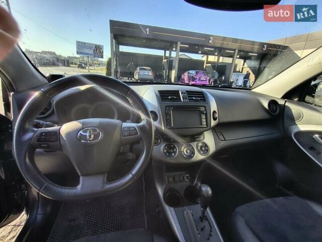 Сірий Тойота РАВ 4, об'ємом двигуна 2 л та пробігом 124 тис. км за 13800 $, фото 20 на Automoto.ua