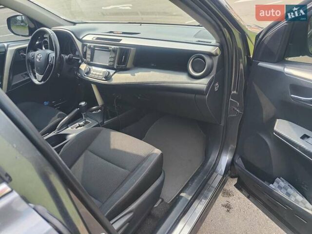 Сірий Тойота РАВ 4, об'ємом двигуна 2.49 л та пробігом 276 тис. км за 17250 $, фото 11 на Automoto.ua