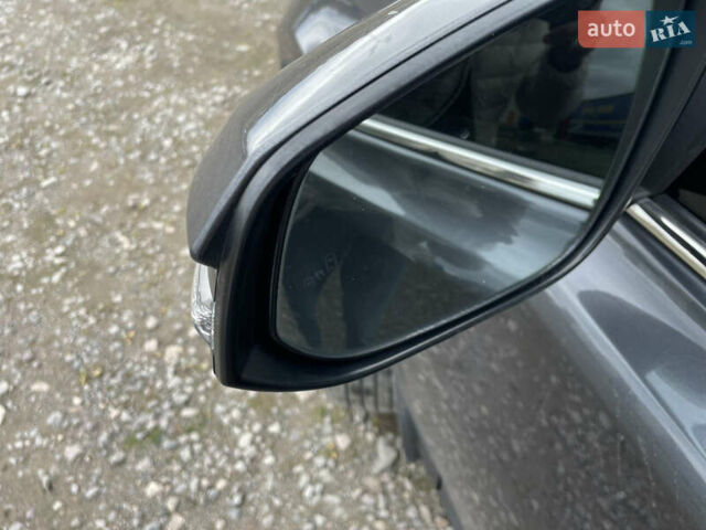 Сірий Тойота РАВ 4, об'ємом двигуна 2.49 л та пробігом 180 тис. км за 15900 $, фото 8 на Automoto.ua