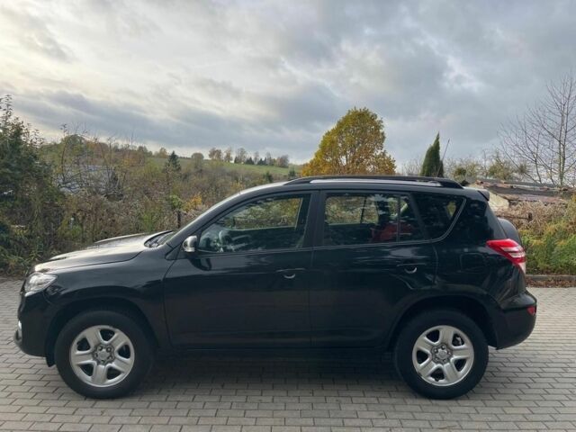 Сірий Тойота РАВ 4, об'ємом двигуна 2.2 л та пробігом 187 тис. км за 3100 $, фото 5 на Automoto.ua