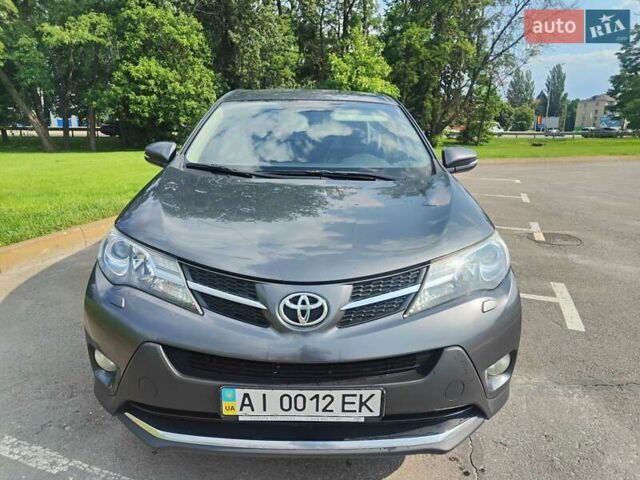 Сірий Тойота РАВ 4, об'ємом двигуна 2.49 л та пробігом 276 тис. км за 17250 $, фото 1 на Automoto.ua