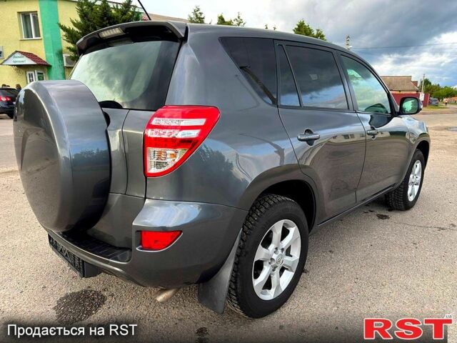 Серый Тойота РАВ 4, объемом двигателя 2 л и пробегом 149 тыс. км за 11350 $, фото 6 на Automoto.ua