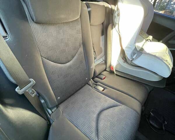 Серый Тойота РАВ 4, объемом двигателя 1.99 л и пробегом 160 тыс. км за 15500 $, фото 28 на Automoto.ua