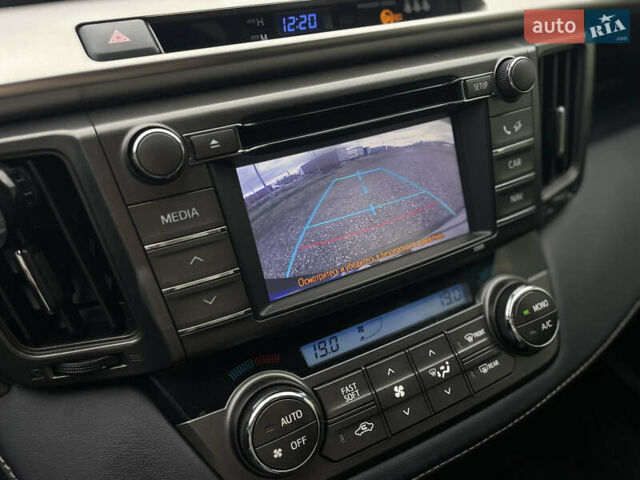 Тойота РАВ 4 2012 в Львове на Automoto.ua Серый Тойота РАВ 4, объемом двигателя 2.49 л и пробегом 180 тыс. км за 16500 $, фото 18 на Automoto.ua