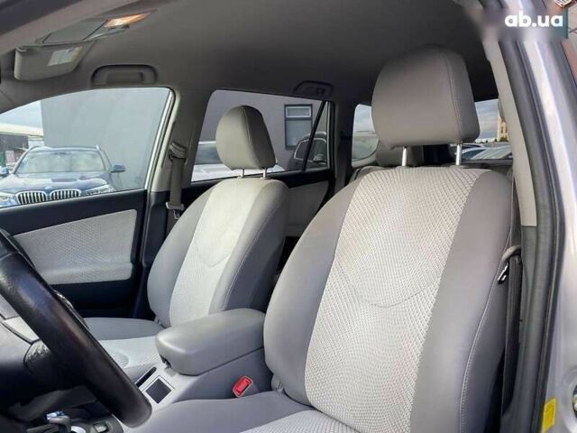 Серый Тойота РАВ 4, объемом двигателя 1.5 л и пробегом 142 тыс. км за 11500 $, фото 19 на Automoto.ua