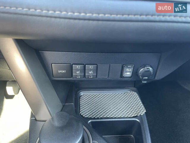 Тойота РАВ 4 2013 в Гайвороне на Automoto.ua Серый Тойота РАВ 4, объемом двигателя 2.23 л и пробегом 260 тыс. км за 16999 $, фото 23 на Automoto.ua