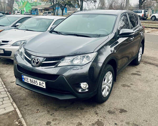 Серый Тойота РАВ 4, объемом двигателя 1.99 л и пробегом 131 тыс. км за 17900 $, фото 3 на Automoto.ua