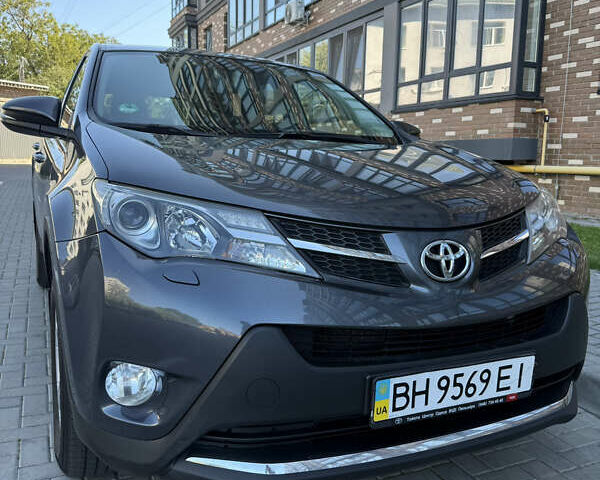 Сірий Тойота РАВ 4, об'ємом двигуна 2.23 л та пробігом 272 тис. км за 15800 $, фото 1 на Automoto.ua