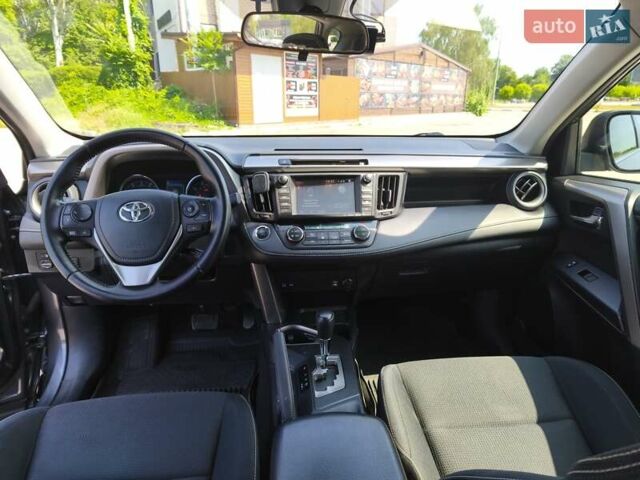 Серый Тойота РАВ 4, объемом двигателя 2.49 л и пробегом 116 тыс. км за 18900 $, фото 13 на Automoto.ua