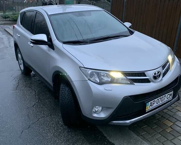 Серый Тойота РАВ 4, объемом двигателя 2.49 л и пробегом 125 тыс. км за 17500 $, фото 2 на Automoto.ua