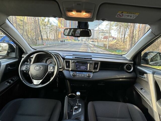 Серый Тойота РАВ 4, объемом двигателя 2.2 л и пробегом 208 тыс. км за 15800 $, фото 22 на Automoto.ua