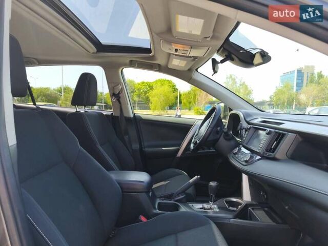 Серый Тойота РАВ 4, объемом двигателя 2.49 л и пробегом 116 тыс. км за 18900 $, фото 18 на Automoto.ua