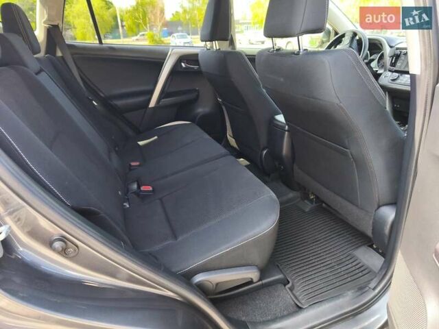 Серый Тойота РАВ 4, объемом двигателя 2.49 л и пробегом 116 тыс. км за 18900 $, фото 22 на Automoto.ua