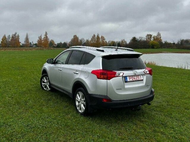 Тойота РАВ 4 2013 в Житомире на Automoto.ua Серый Тойота РАВ 4, объемом двигателя 2 л и пробегом 197 тыс. км за 8100 $, фото 7 на Automoto.ua
