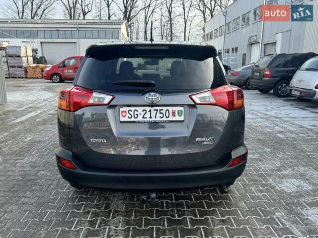 Серый Тойота РАВ 4, объемом двигателя 2 л и пробегом 220 тыс. км за 18450 $, фото 5 на Automoto.ua