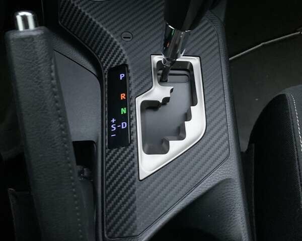 Серый Тойота РАВ 4, объемом двигателя 2.49 л и пробегом 125 тыс. км за 17500 $, фото 5 на Automoto.ua