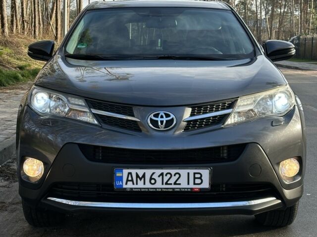 Серый Тойота РАВ 4, объемом двигателя 2.2 л и пробегом 208 тыс. км за 15800 $, фото 11 на Automoto.ua