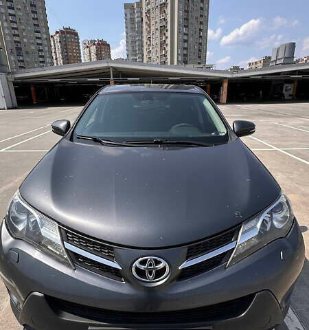 Серый Тойота РАВ 4, объемом двигателя 2.5 л и пробегом 282 тыс. км за 15800 $, фото 2 на Automoto.ua