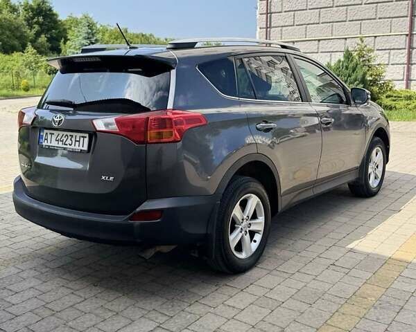 Серый Тойота РАВ 4, объемом двигателя 2.5 л и пробегом 180 тыс. км за 14800 $, фото 4 на Automoto.ua
