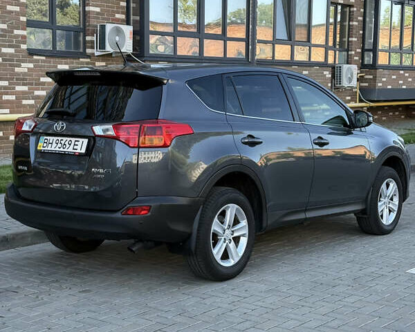Тойота РАВ 4 2013 у Житомирі на Automoto.ua Сірий Тойота РАВ 4, об'ємом двигуна 2.23 л та пробігом 274 тис. км за 15200 $, фото 9 на Automoto.ua