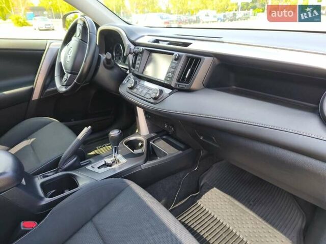 Серый Тойота РАВ 4, объемом двигателя 2.49 л и пробегом 116 тыс. км за 18900 $, фото 21 на Automoto.ua