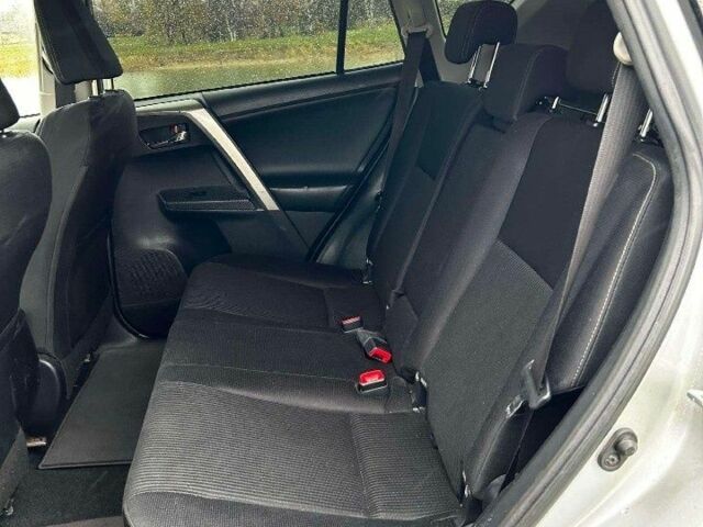 Тойота РАВ 4 2013 в Житомире на Automoto.ua Серый Тойота РАВ 4, объемом двигателя 2 л и пробегом 197 тыс. км за 8100 $, фото 15 на Automoto.ua