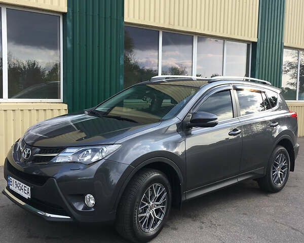 Серый Тойота РАВ 4, объемом двигателя 2.2 л и пробегом 140 тыс. км за 21000 $, фото 7 на Automoto.ua