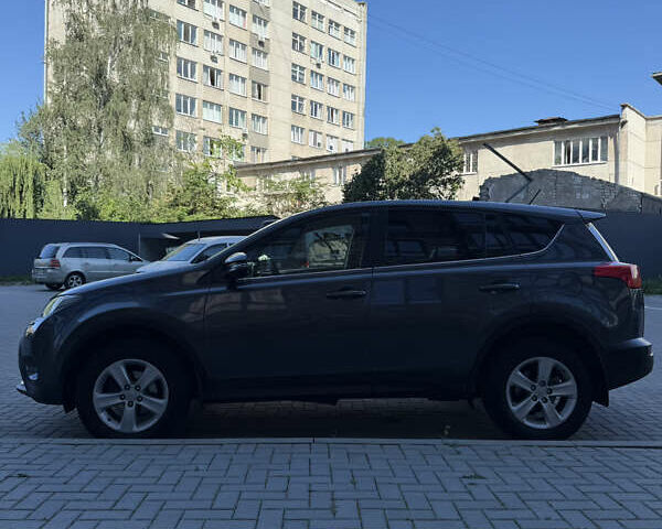 Сірий Тойота РАВ 4, об'ємом двигуна 2.23 л та пробігом 272 тис. км за 15800 $, фото 4 на Automoto.ua