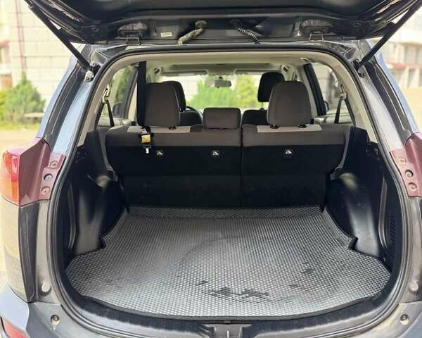 Серый Тойота РАВ 4, объемом двигателя 2.5 л и пробегом 180 тыс. км за 14800 $, фото 12 на Automoto.ua