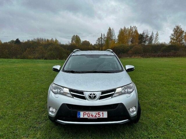 Тойота РАВ 4 2013 в Житомире на Automoto.ua Серый Тойота РАВ 4, объемом двигателя 2 л и пробегом 197 тыс. км за 8100 $, фото 1 на Automoto.ua