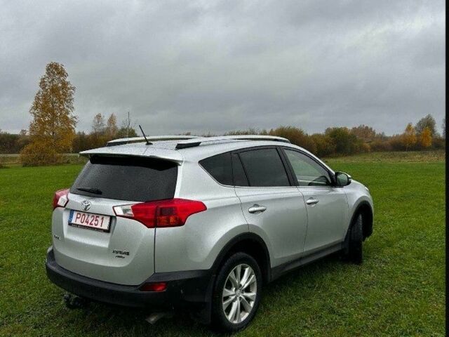 Тойота РАВ 4 2013 в Житомире на Automoto.ua Серый Тойота РАВ 4, объемом двигателя 2 л и пробегом 197 тыс. км за 8100 $, фото 8 на Automoto.ua