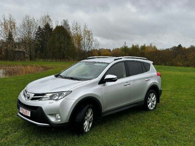 Тойота РАВ 4 2013 в Житомире на Automoto.ua Серый Тойота РАВ 4, объемом двигателя 2 л и пробегом 197 тыс. км за 8100 $, фото 2 на Automoto.ua