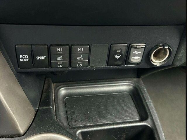 Тойота РАВ 4 2013 в Житомире на Automoto.ua Серый Тойота РАВ 4, объемом двигателя 2 л и пробегом 197 тыс. км за 8100 $, фото 19 на Automoto.ua