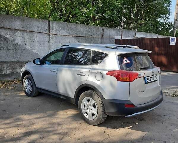 Тойота РАВ 4 2013 в Львове на Automoto.ua Серый Тойота РАВ 4, объемом двигателя 2.5 л и пробегом 192 тыс. км за 16000 $, фото 1 на Automoto.ua
