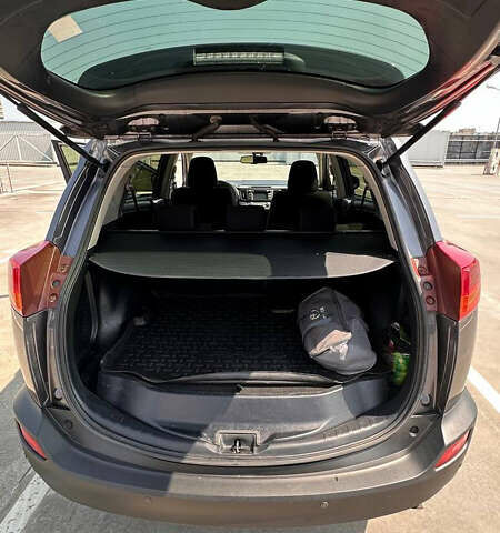 Серый Тойота РАВ 4, объемом двигателя 2.5 л и пробегом 282 тыс. км за 15800 $, фото 6 на Automoto.ua